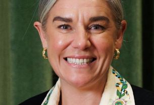Coffs City Mayor to join national simultaneous Storytime