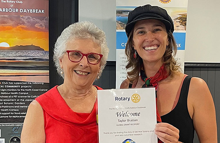 National Marine Science Centre welcomes sea cucumber scholar