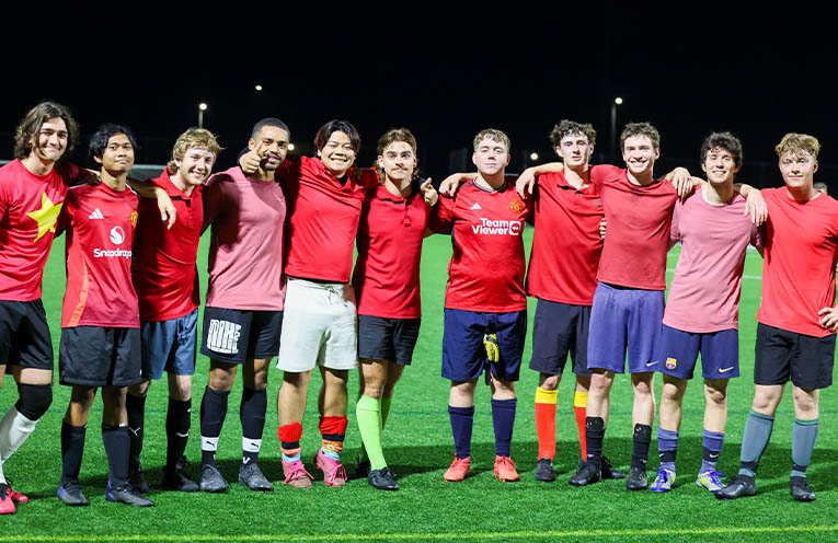 Coffs Football 6s charges into business end of the season