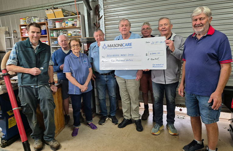 Bellingen Men’s Shed accepts welcome donation from Coffs Harbour Freemasons