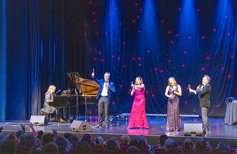 From Figaro to Phantom: A musical escape at the Jetty Theatre