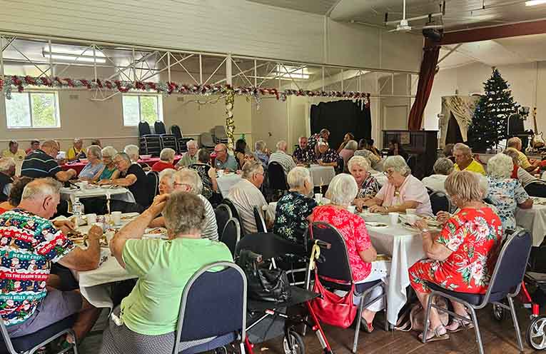 Bonville Sawtell Lions host seniors Christmas lunch