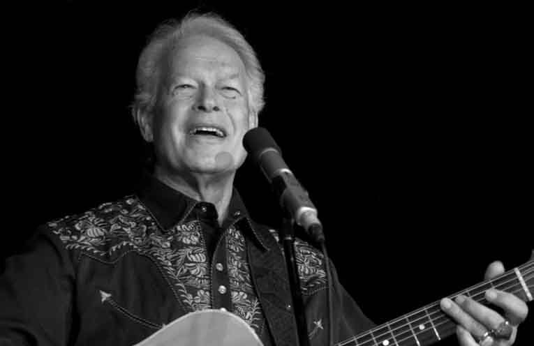 What’s Vibin’: a new tradition at the Jetty Memorial Theatre