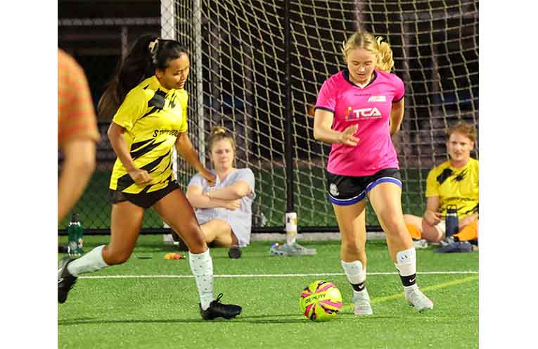 16 football teams competed in the Wednesday Mixed Football competition.