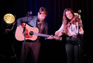 Folk-bluegrass duo light up Coramba Hall stage