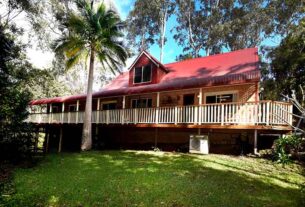 44 Forest Close, Boambee is on the market with Unrealestate Coffs Coast