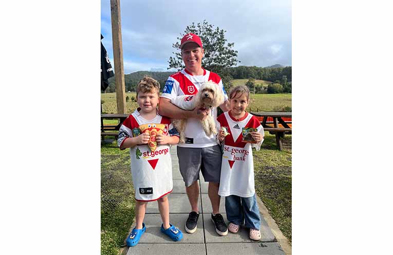 Runner up: Billy the St. George Illawarra Dragon with his family. Photo: Kate Pye.