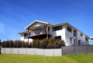 Dual living in exclusive Bonville enclave