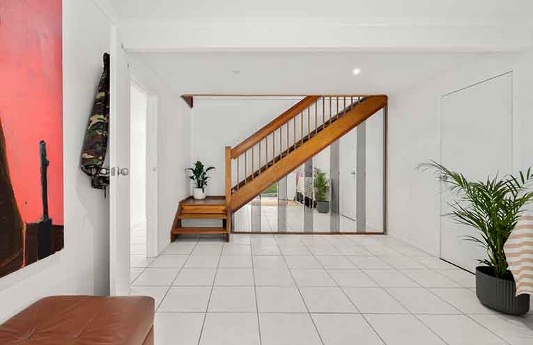 PROPERTY_Unrealestate_PY3