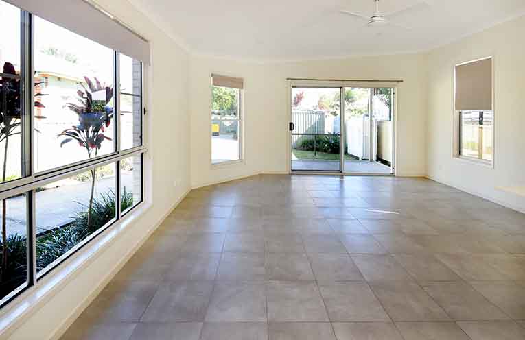 PROPERTY_Unrealestate_PY4