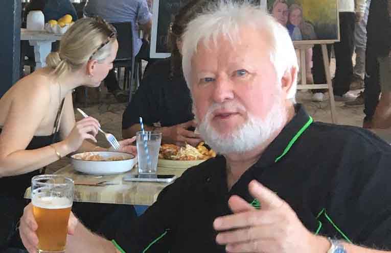 Real estate legend Peter Auld retires