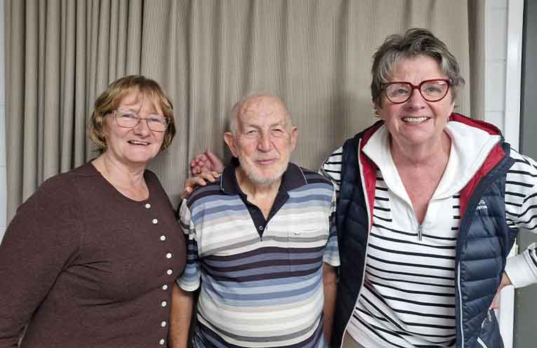 Coffs Coast Pipes and Drums band players honoured with Life Membership