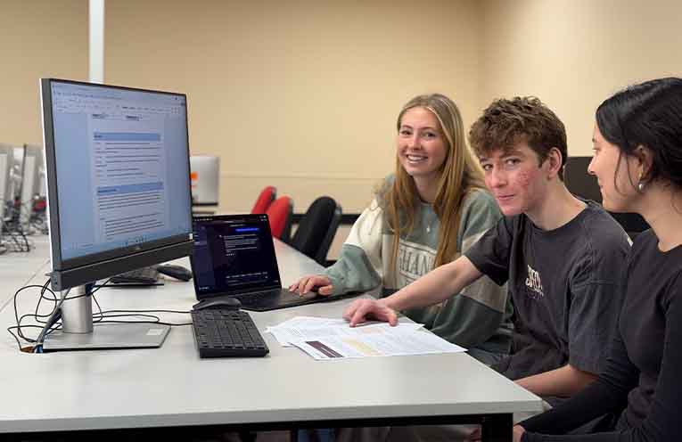 Coffs Harbour Senior College receives award for outstanding school achievement