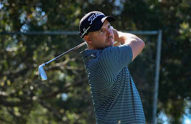 Incredible 10 birdies in opening round fires Wood to NorCo victory at Coffs