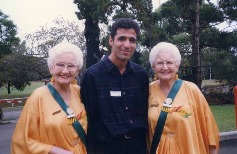 The ‘Banana Twins’ in the late 1980s, Adelie and Toni Hurley, daughters of the famous photographer, Frank Hurley.