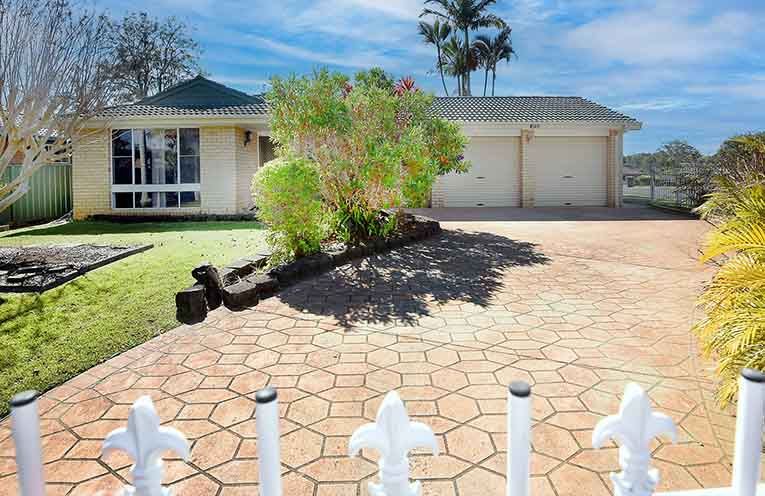 PROPERTY_Bower Cresc Toormina_Unrealestate_PY1