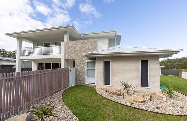 PROPERTY_Moonee Creek Dr_Unrealestate_PY1