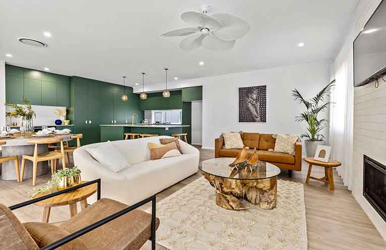 PROPERTY_Moonee Creek Dr_Unrealestate_PY3