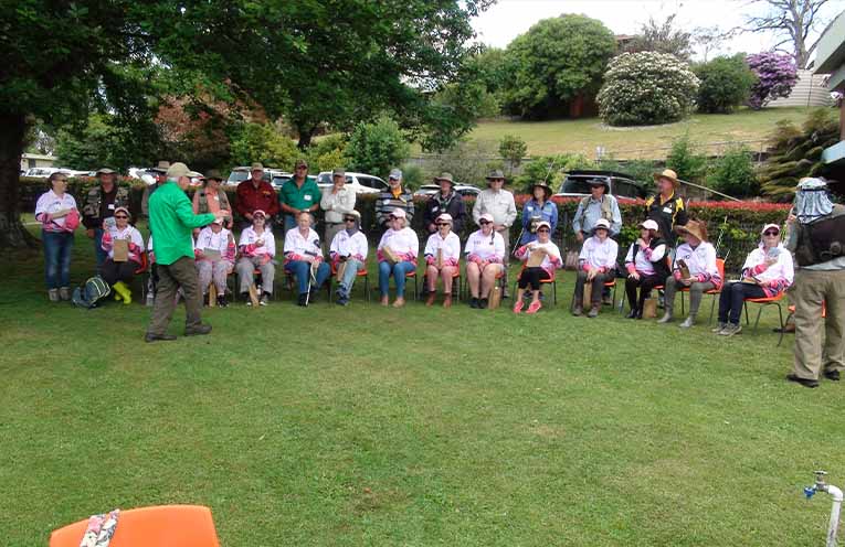 Coffs Harbour fly-fisherman Allan Erkert briefs the women on the day’s program.